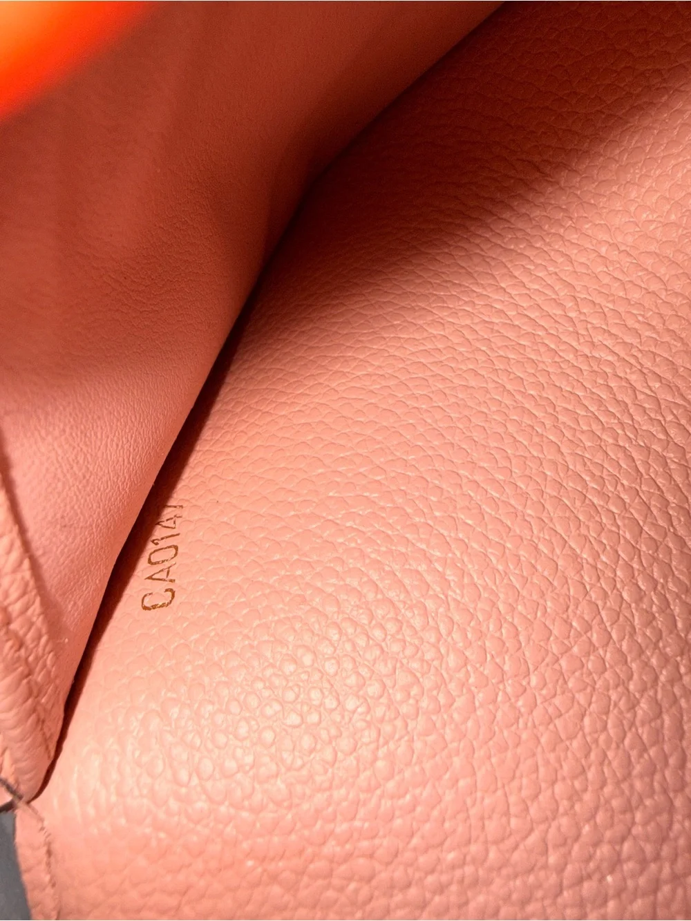 Louis Vuitton Monogram Empreinte Sarah Wallet NM Rose Ballerine/ Poudre CA0147